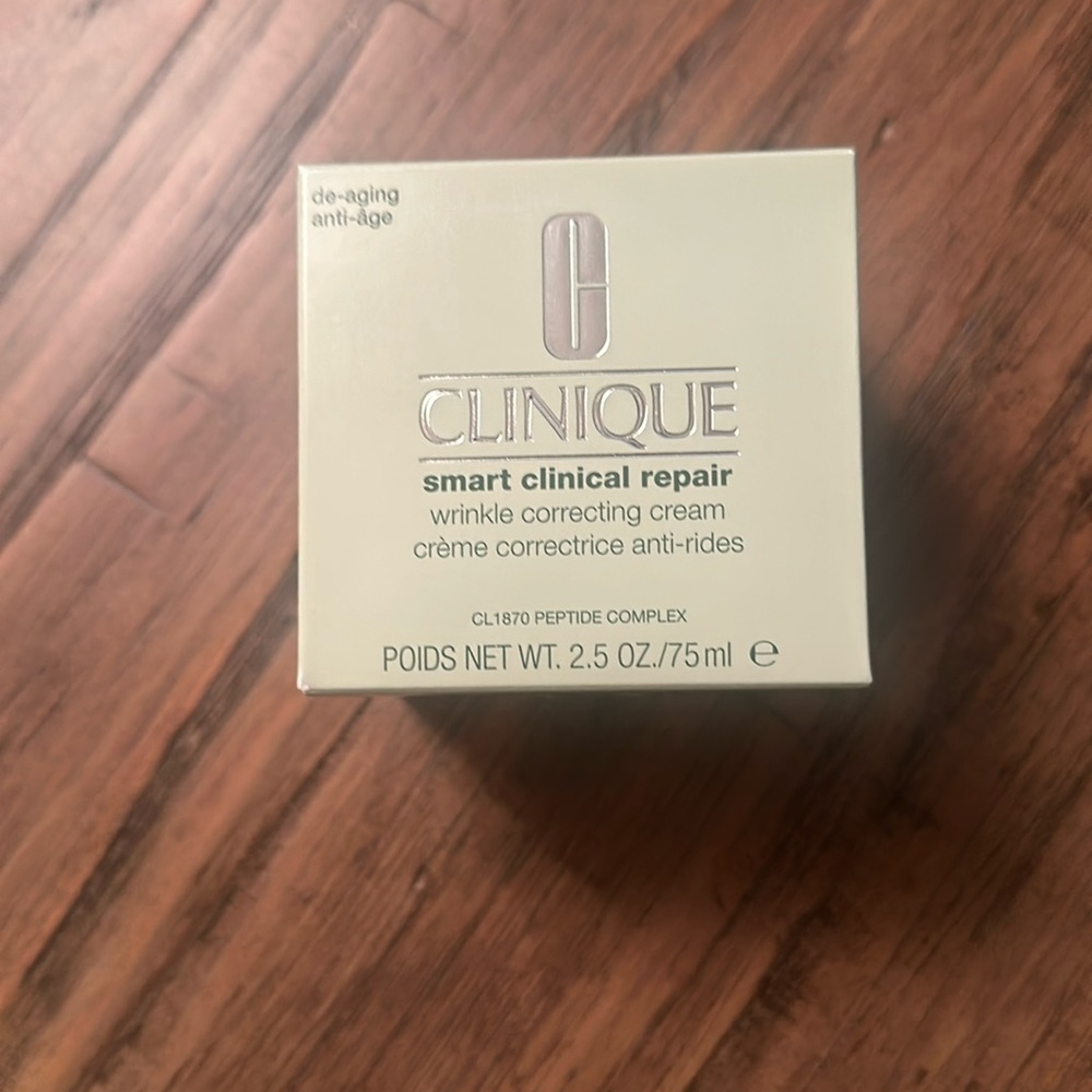 Clinique smart clinical repair 2.5 ounce